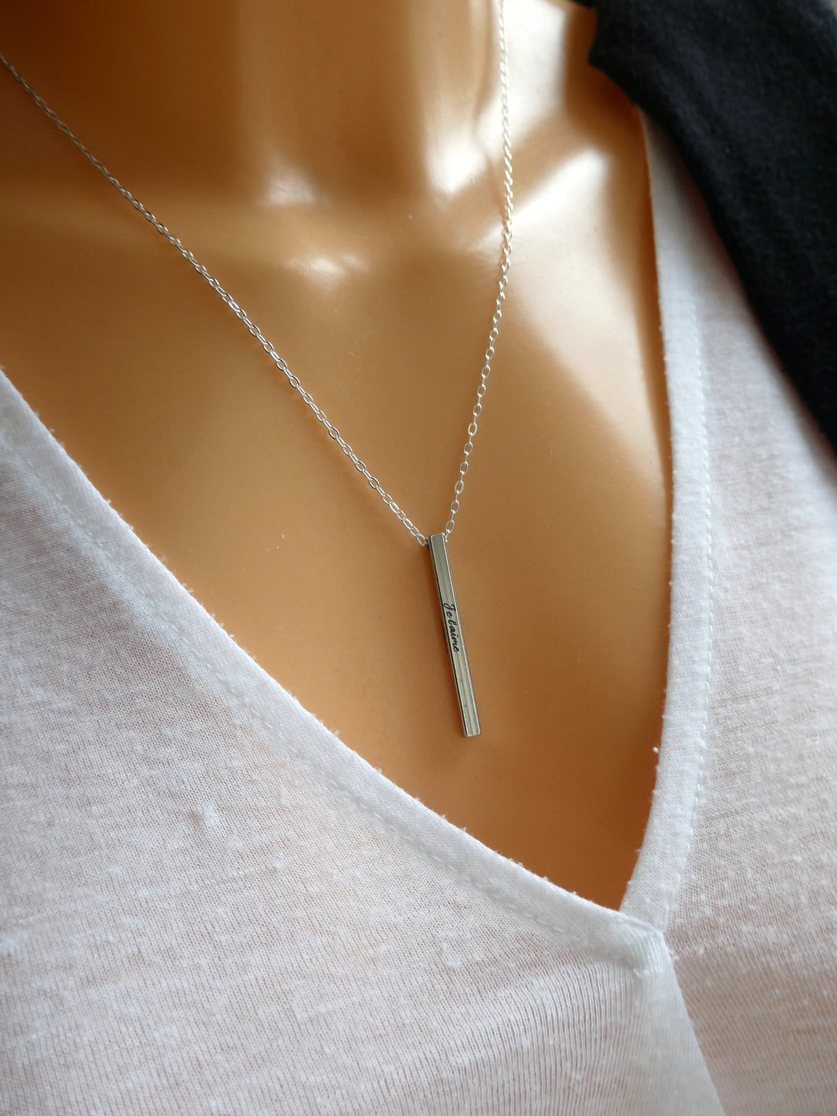 I Love You, Je T'aime, Te Amo Personalised Engraved Bar Necklace