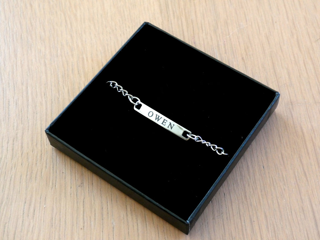 Personalised Men's / Unisex Tag Bracelet with name / initials / short message
